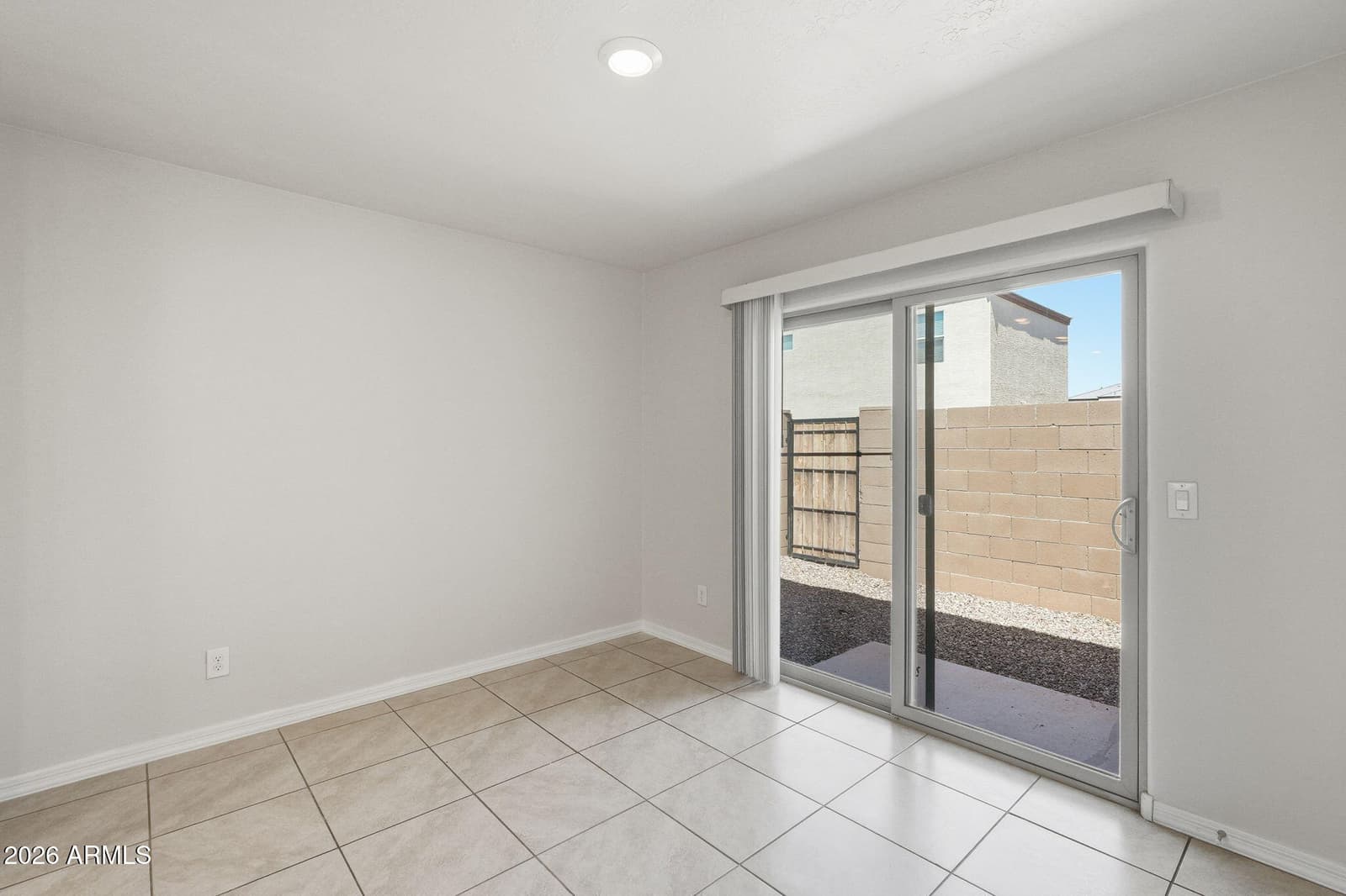 3923 S 82nd Drive, Phoenix, AZ 85043 — photo 15 of 38