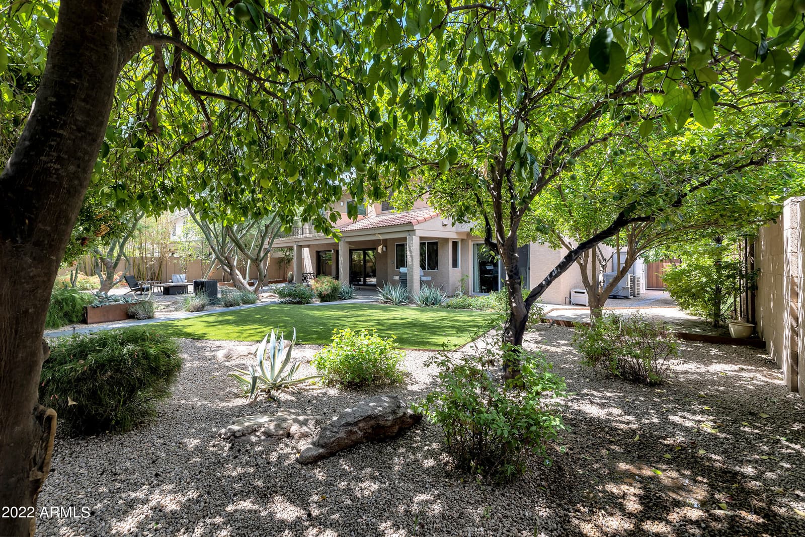 11419 N 43rd Street, Phoenix, AZ 85028 — photo 4 of 35