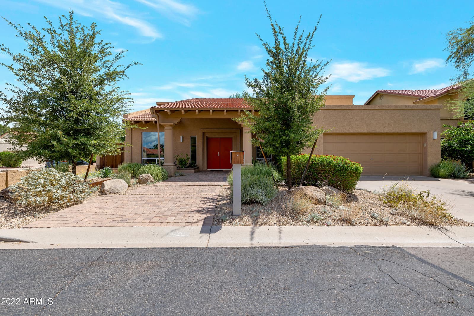 11419 N 43rd Street, Phoenix, AZ 85028 — photo 1 of 35