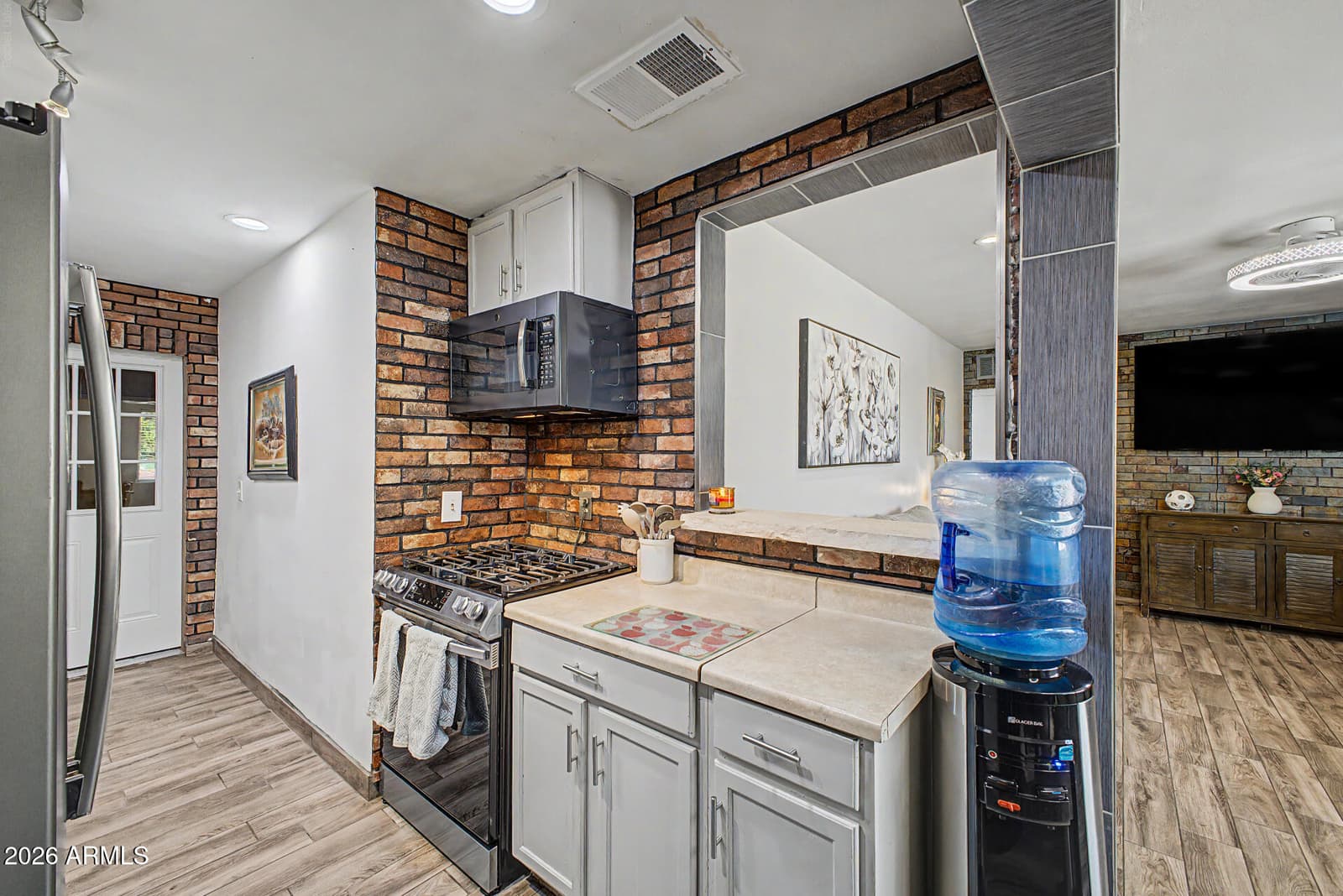 3021 W Villa Street, Phoenix, AZ 85009 — photo 11 of 28