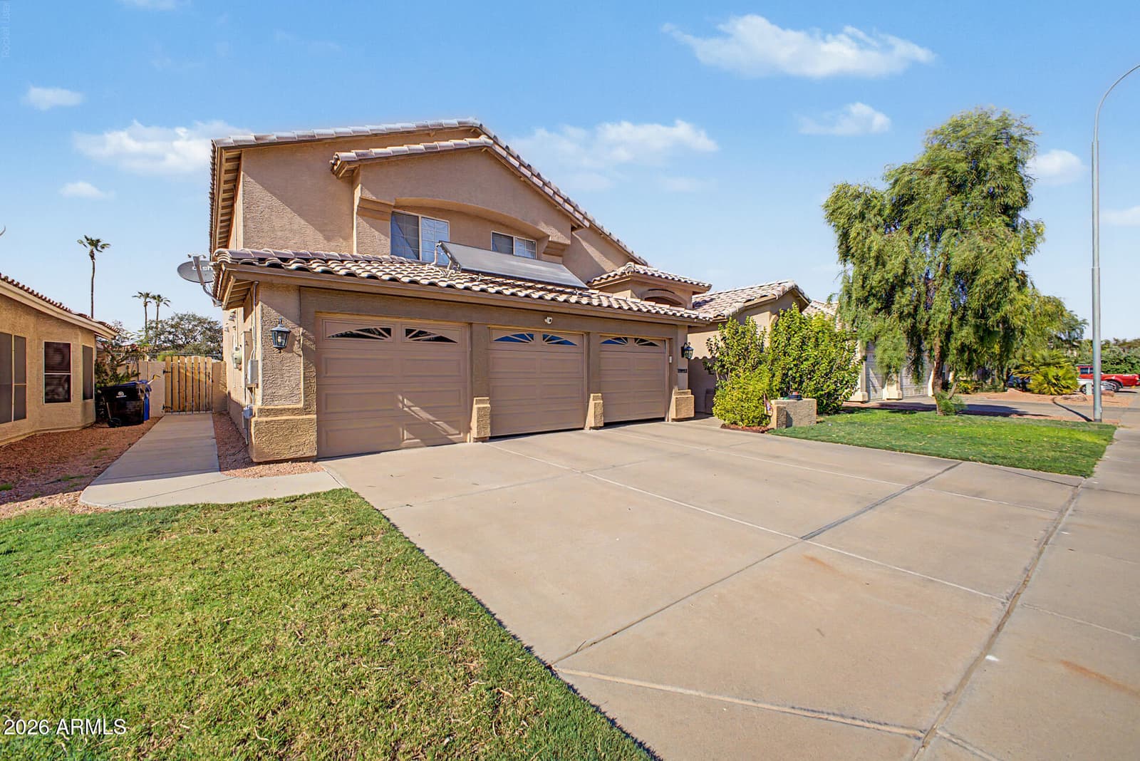10922 W Ashland Way, Avondale, AZ 85392 — photo 2 of 43