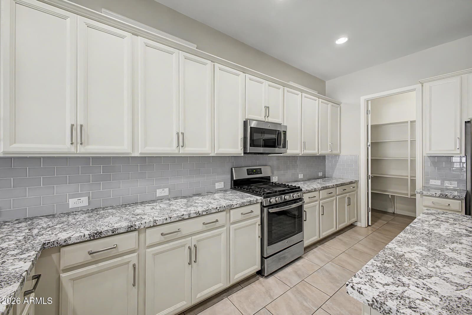 3047 E Austin Drive, Gilbert, AZ 85296 — photo 14 of 52