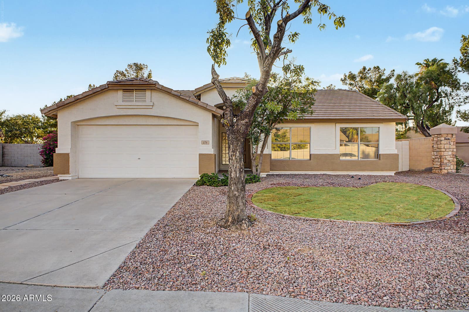 576 S Moorea Drive, Gilbert, AZ 85296 — photo 6 of 40