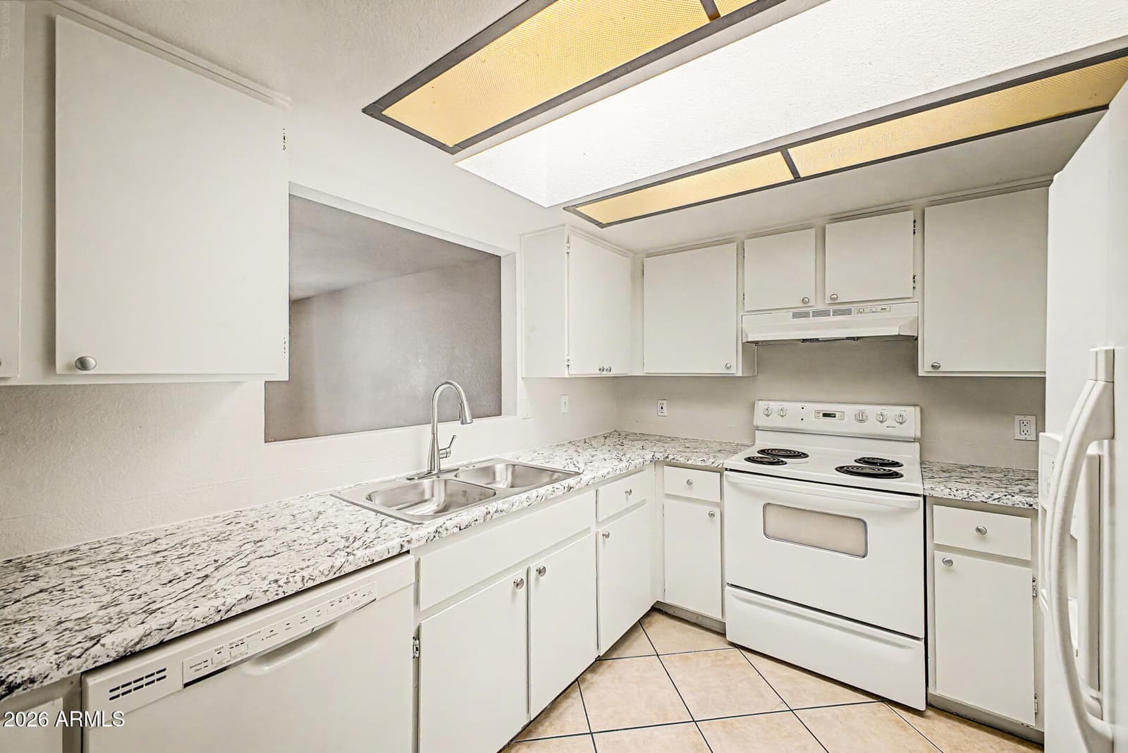 517 W Duke Drive, Tempe, AZ 85283 — photo 10 of 28