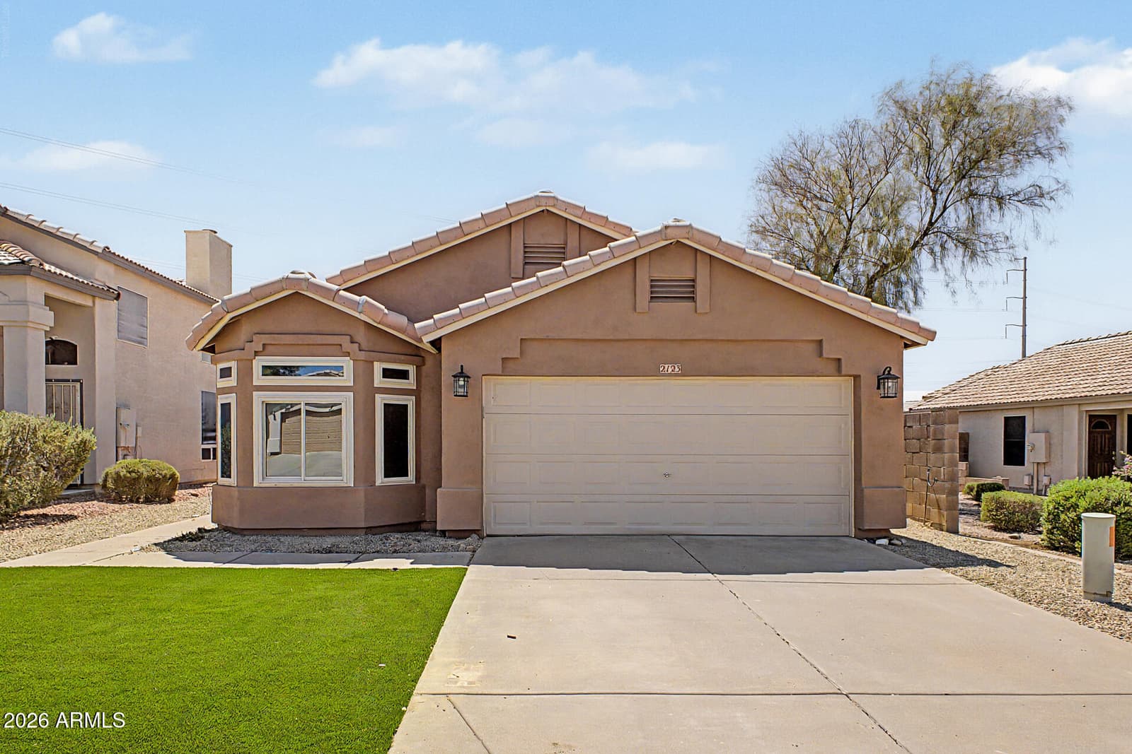 2123 E Rockwood Drive, Phoenix, AZ 85024 — photo 2 of 34