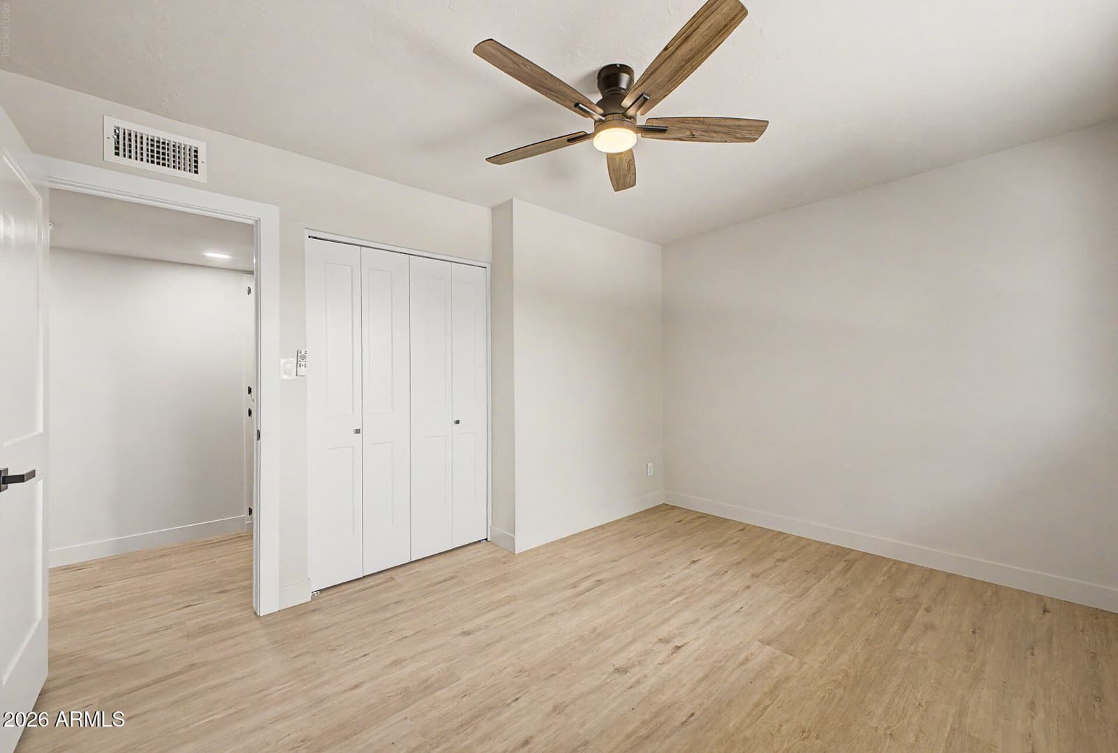 8457 E Montebello Avenue, Scottsdale, AZ 85250 — photo 24 of 32