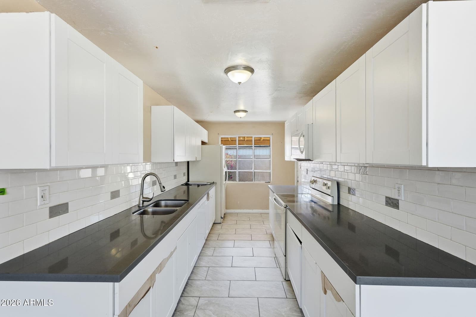 3331 N 18th Avenue, Phoenix, AZ 85015 — photo 9 of 39