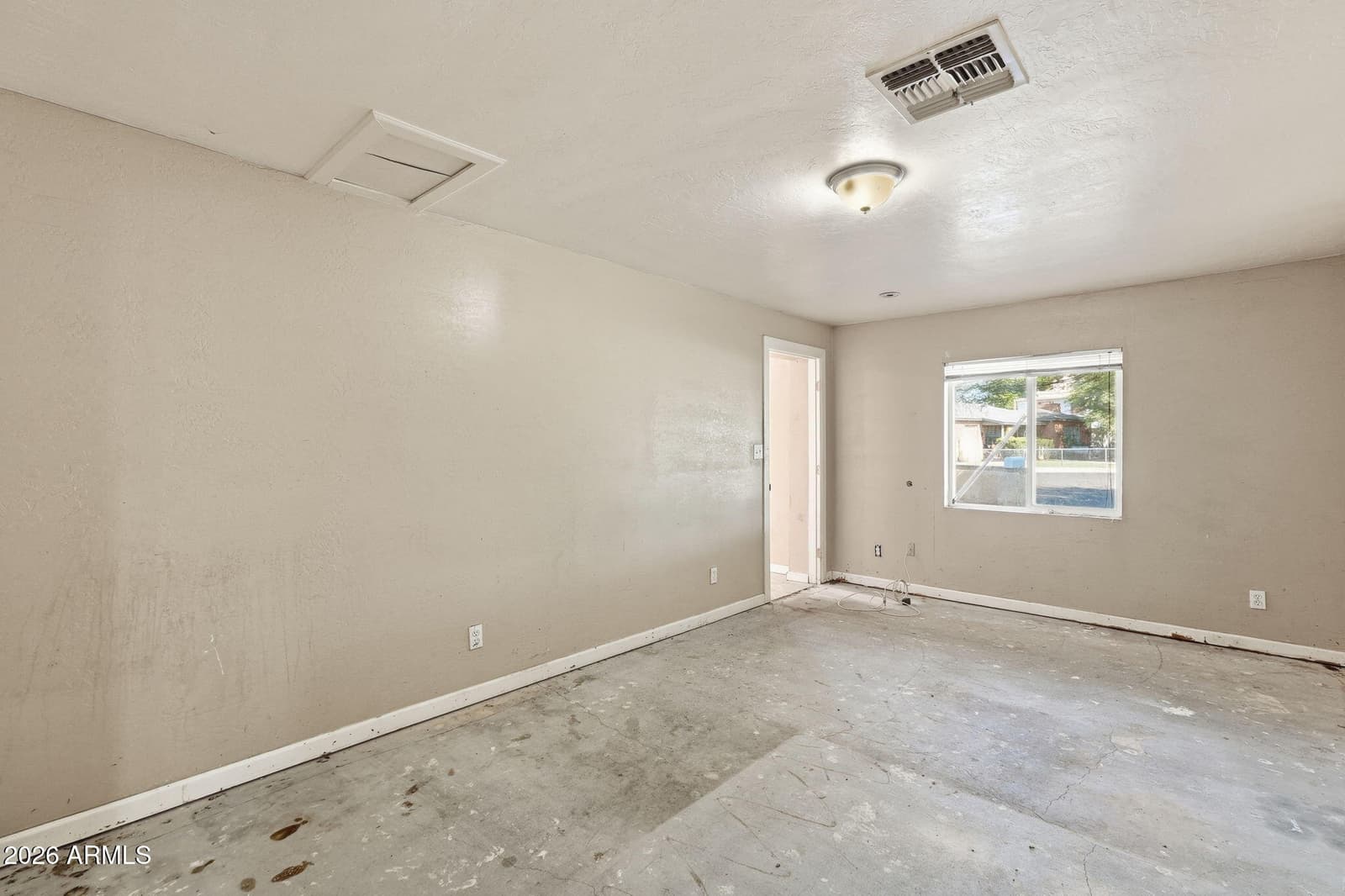 3331 N 18th Avenue, Phoenix, AZ 85015 — photo 15 of 39