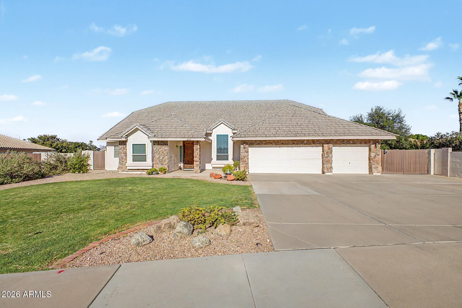 2609 N 22nd Street, Mesa, AZ 85213 — photo 10 of 48
