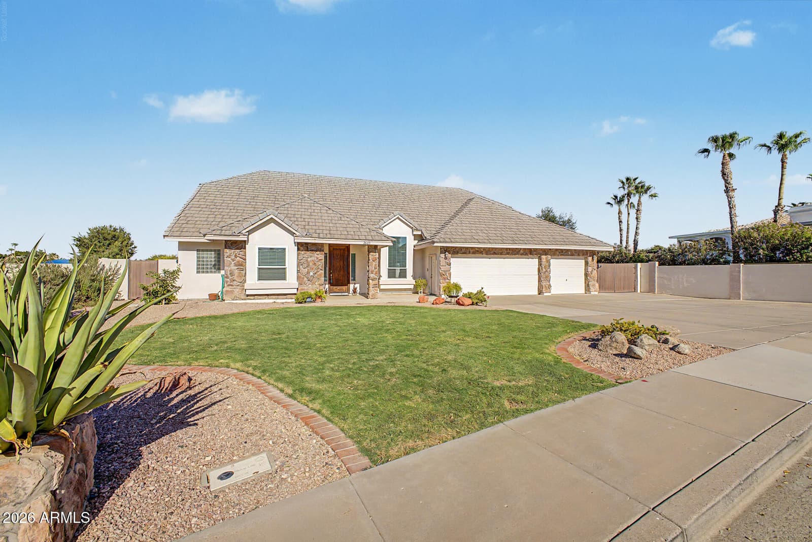 2609 N 22nd Street, Mesa, AZ 85213 — photo 11 of 48