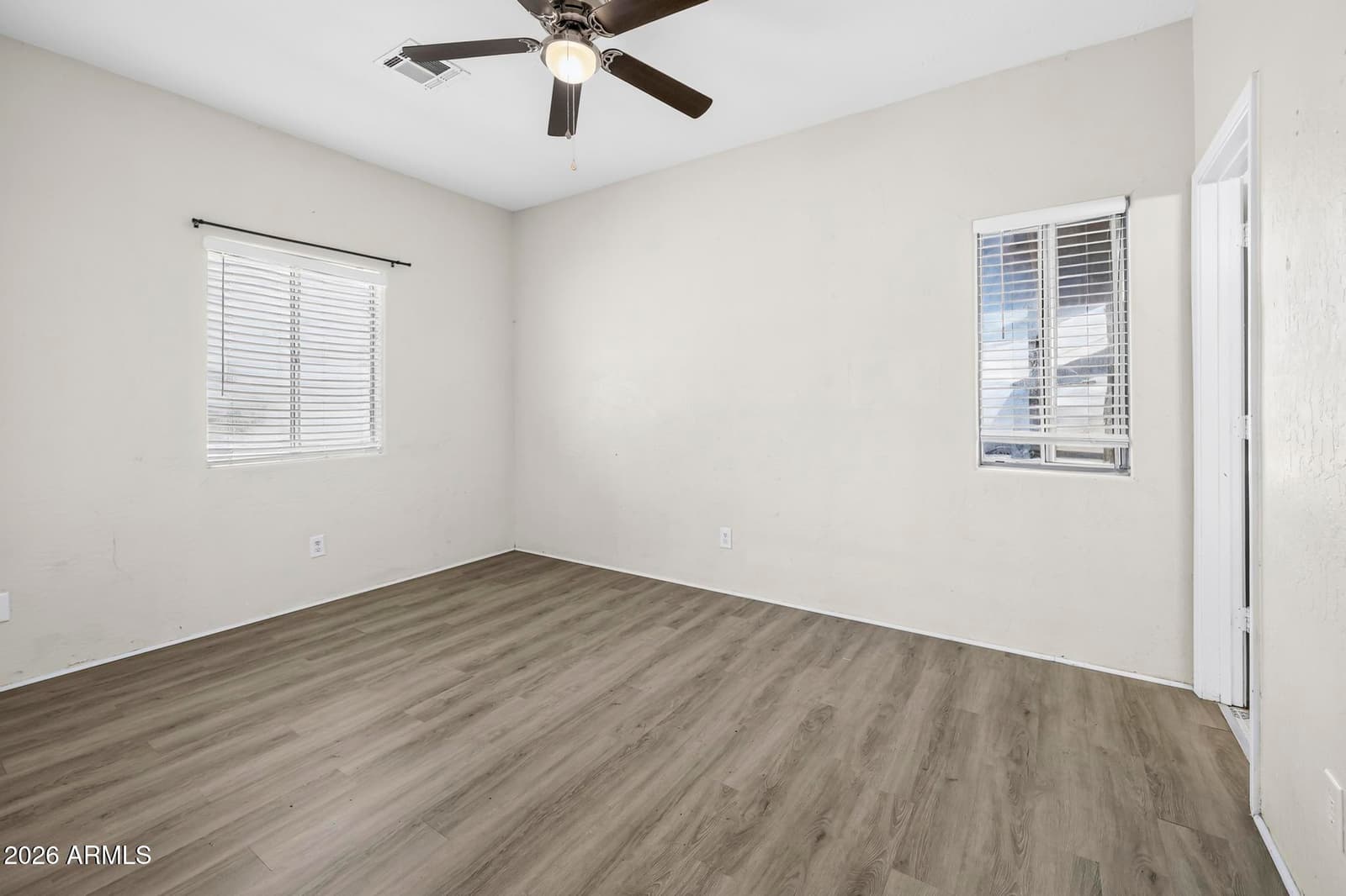 345 N Madison Street, Wickenburg, AZ 85390 — photo 5 of 32