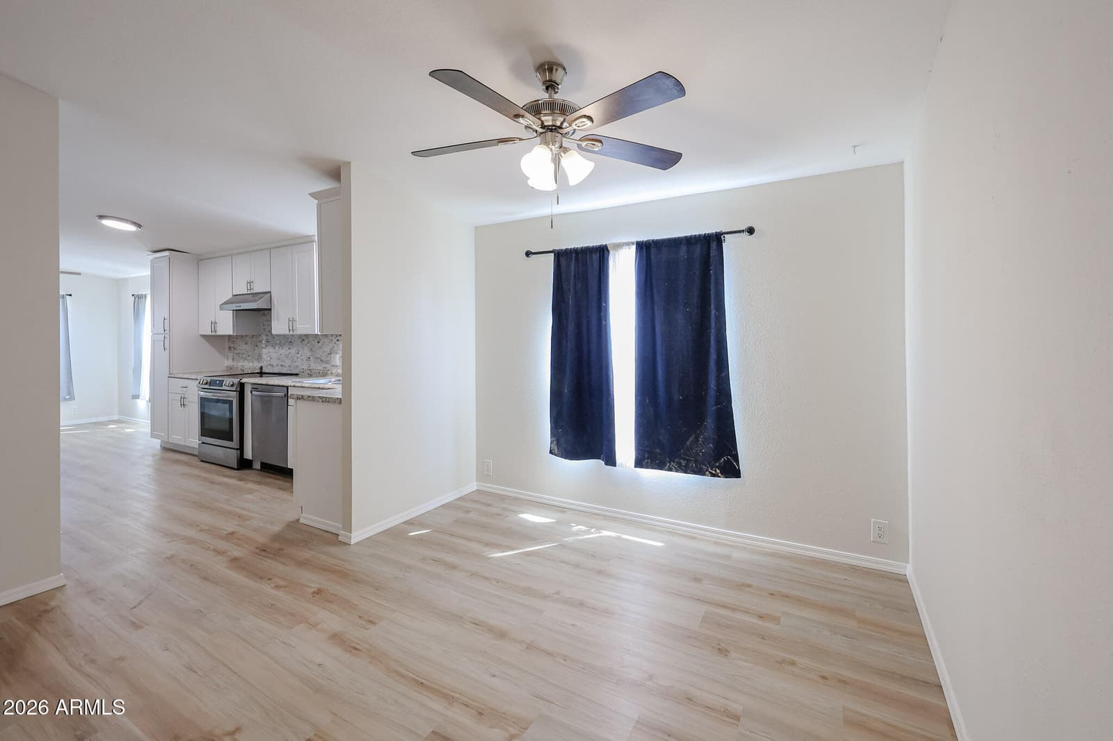 13814 W Stella Lane, Litchfield Park, AZ 85340 — photo 15 of 40