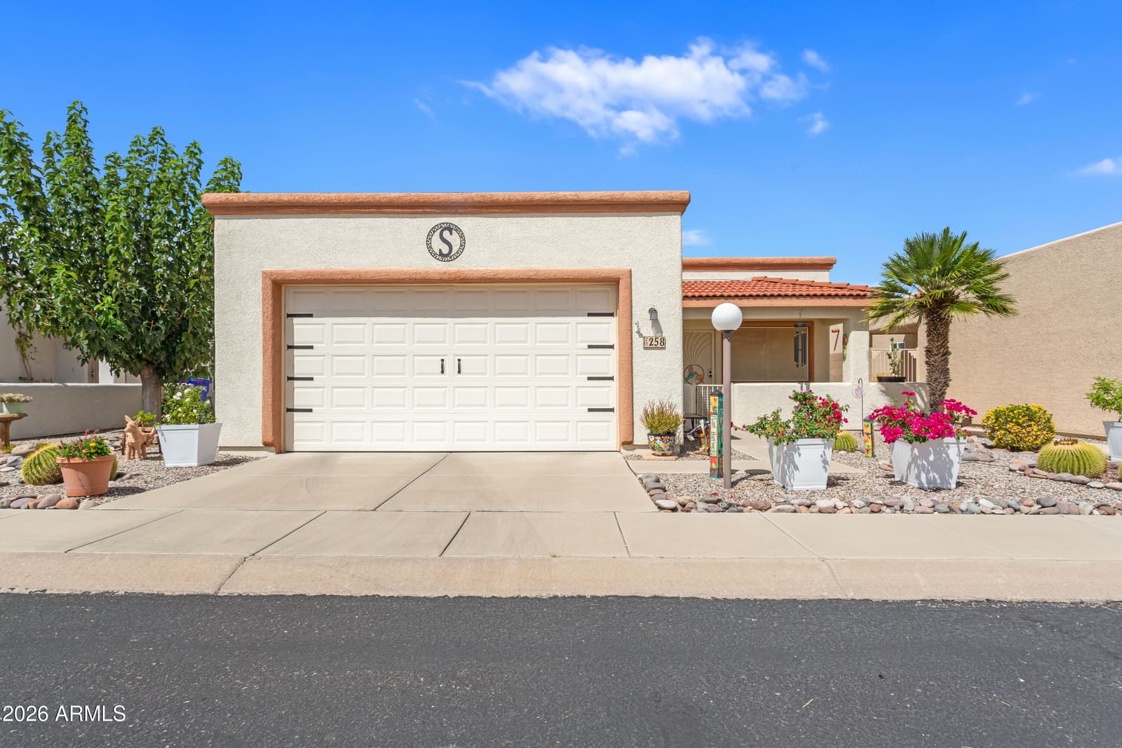258 S Taylors Trail, Sierra Vista, AZ 85635 — photo 2 of 35