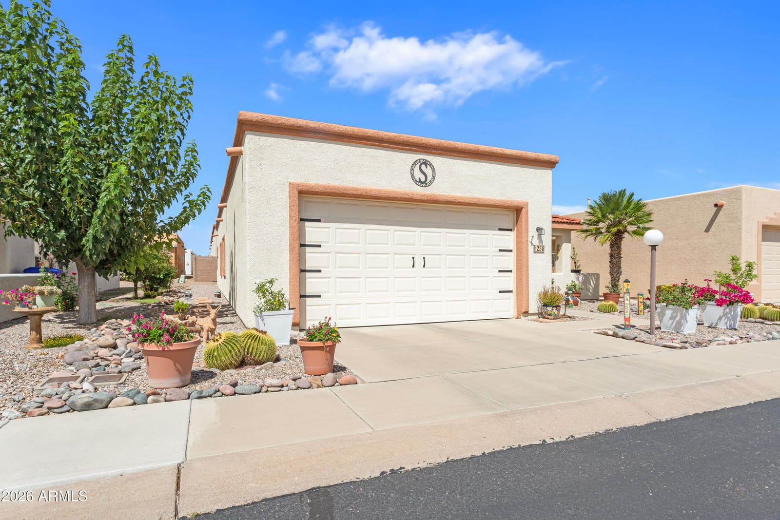 258 S Taylors Trail, Sierra Vista, AZ 85635 — photo 3 of 35