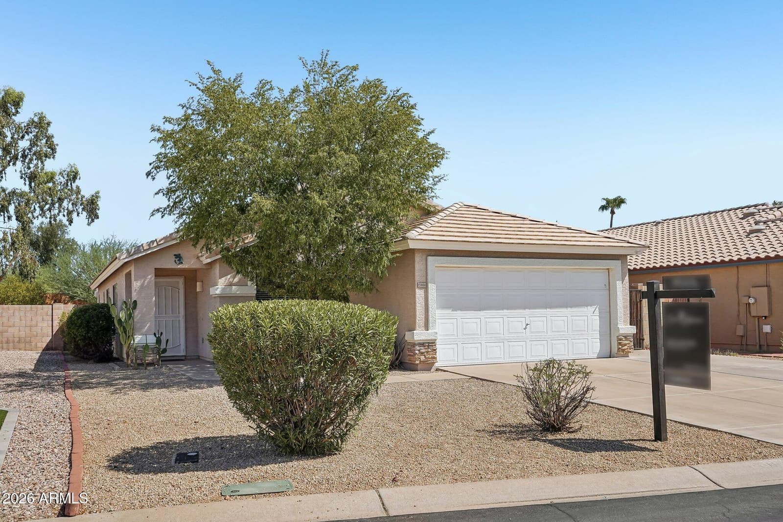 15984 W Smokey Drive, Surprise, AZ 85374 — photo 4 of 40