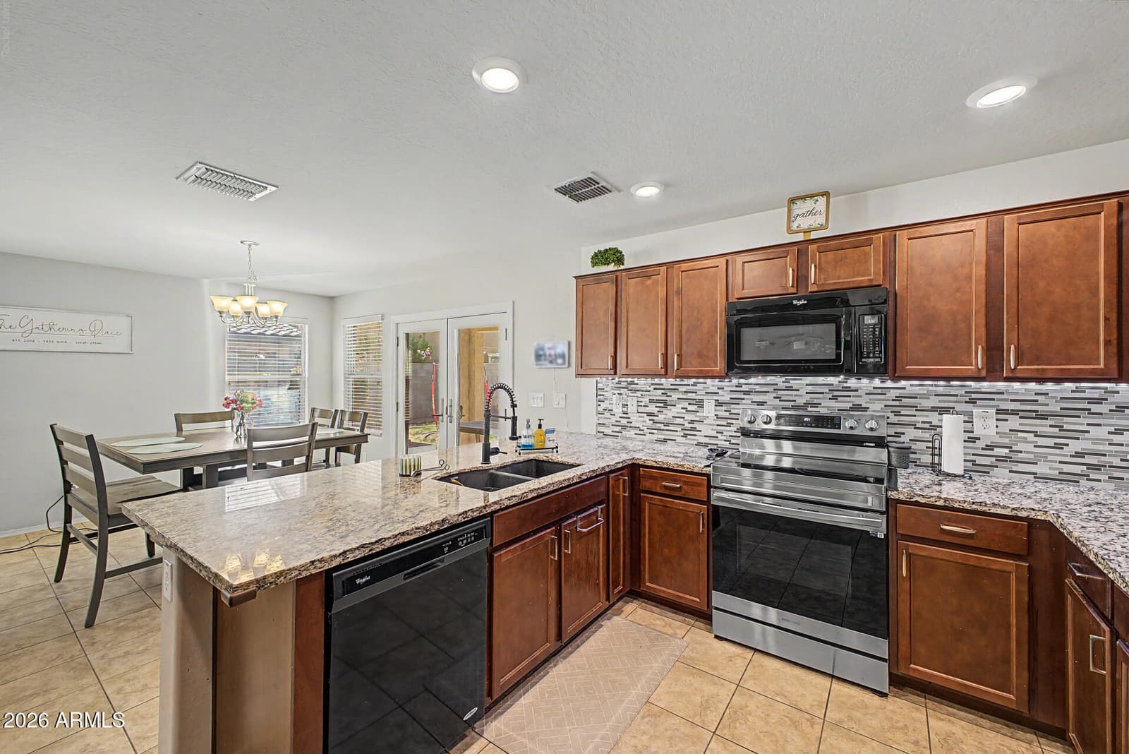 6826 E Posada Circle, Mesa, AZ 85212 — photo 12 of 34