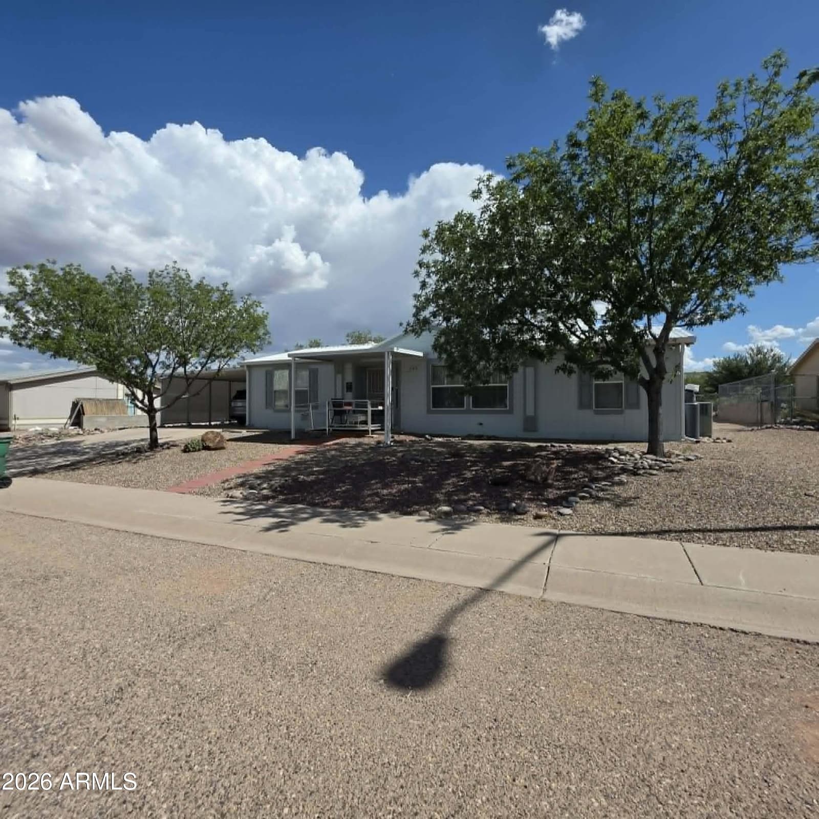 643 W Coachline Lane, Benson, AZ 85602 — photo 5 of 30