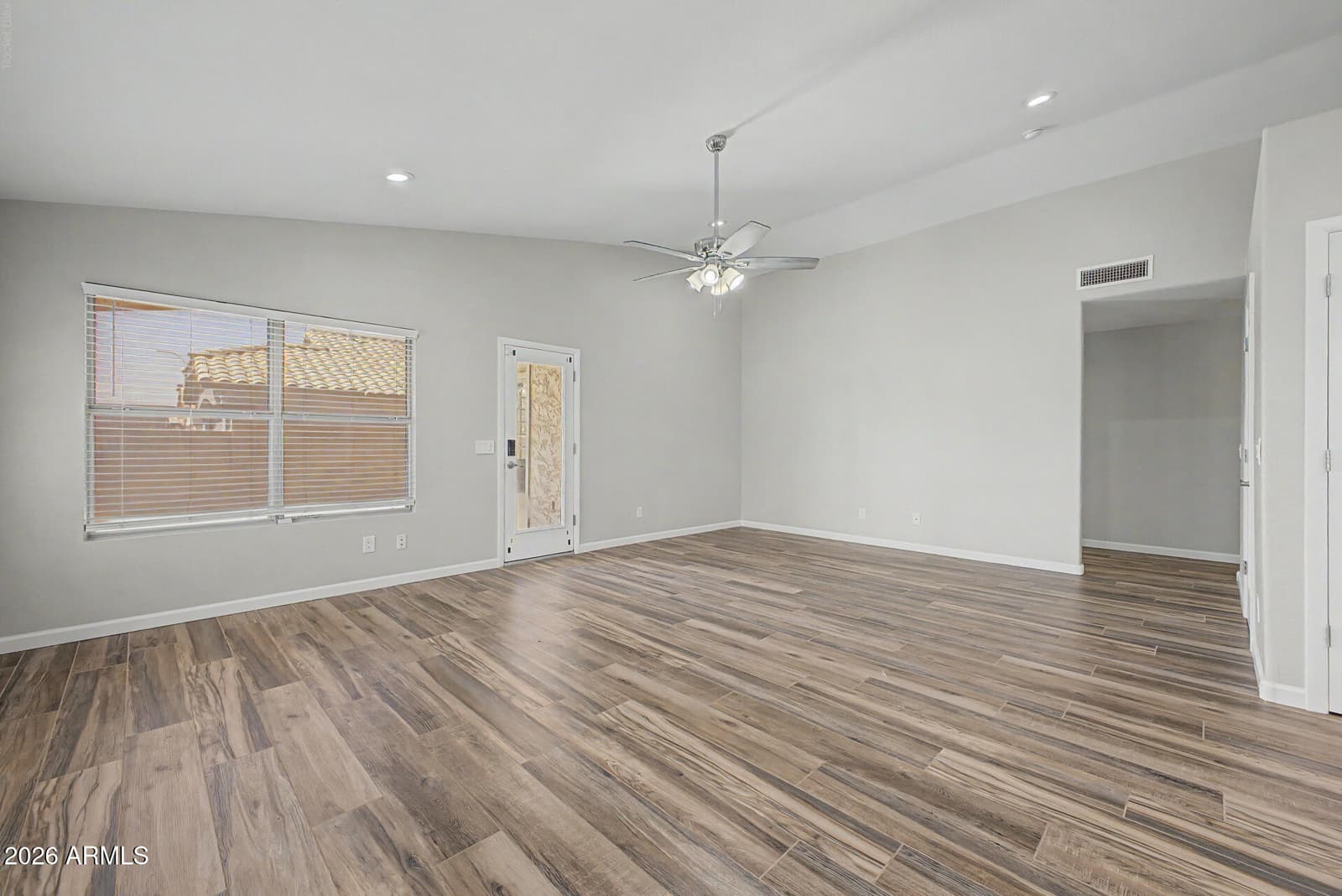 1811 W Winchester Way, Chandler, AZ 85286 — photo 10 of 38