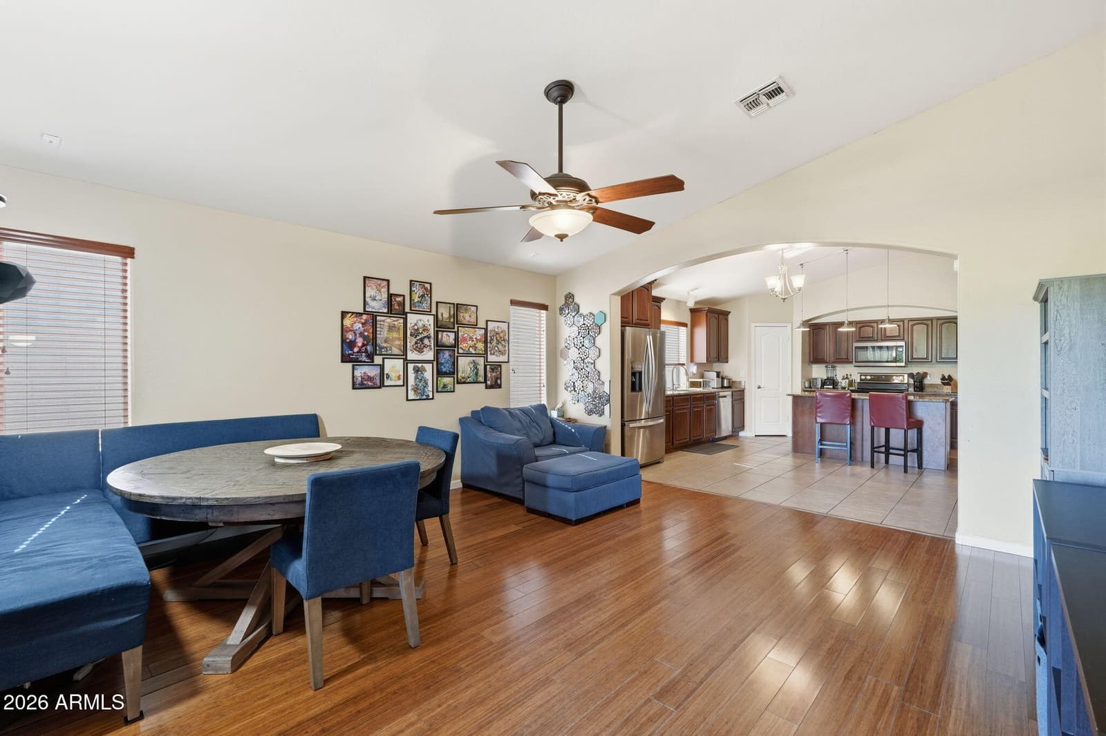 2834 E Saguaro Park Lane, Phoenix, AZ 85024 — photo 11 of 38
