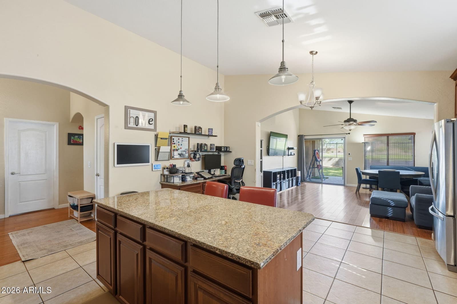 2834 E Saguaro Park Lane, Phoenix, AZ 85024 — photo 15 of 38