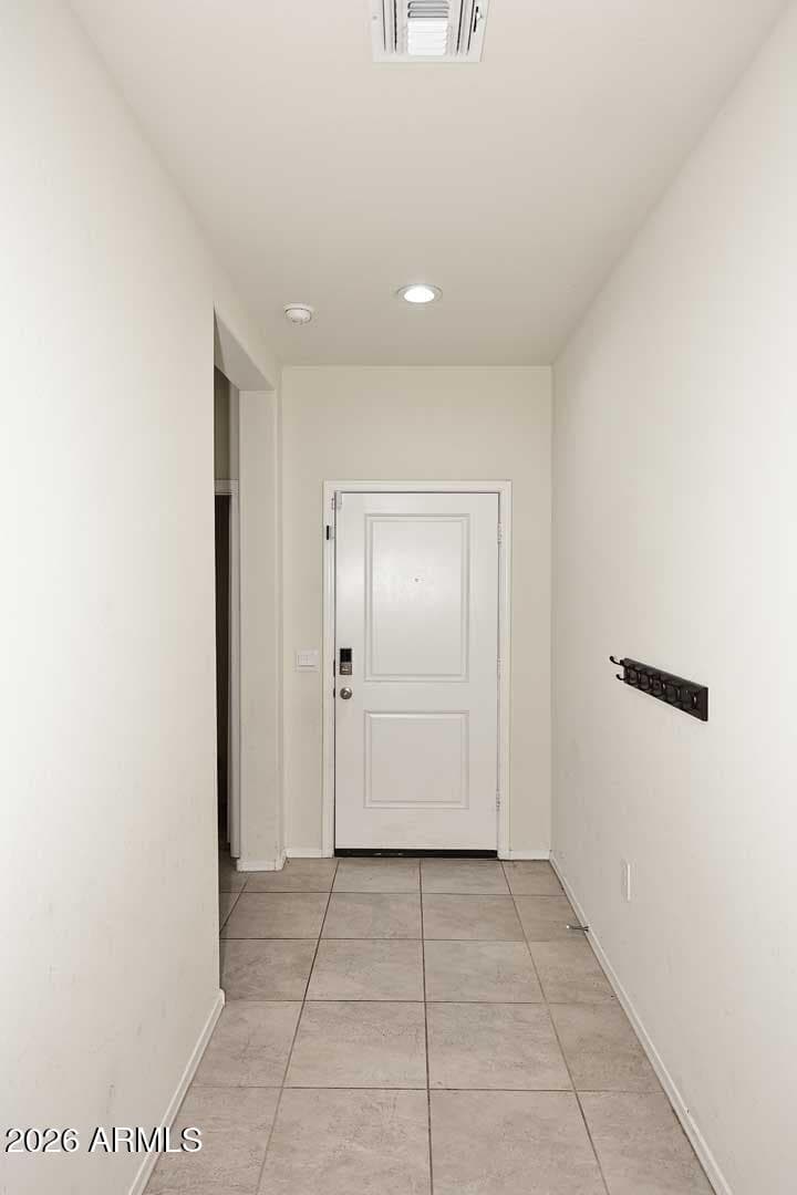 18556 W Buckskin Trail, Wittmann, AZ 85361 — photo 6 of 39