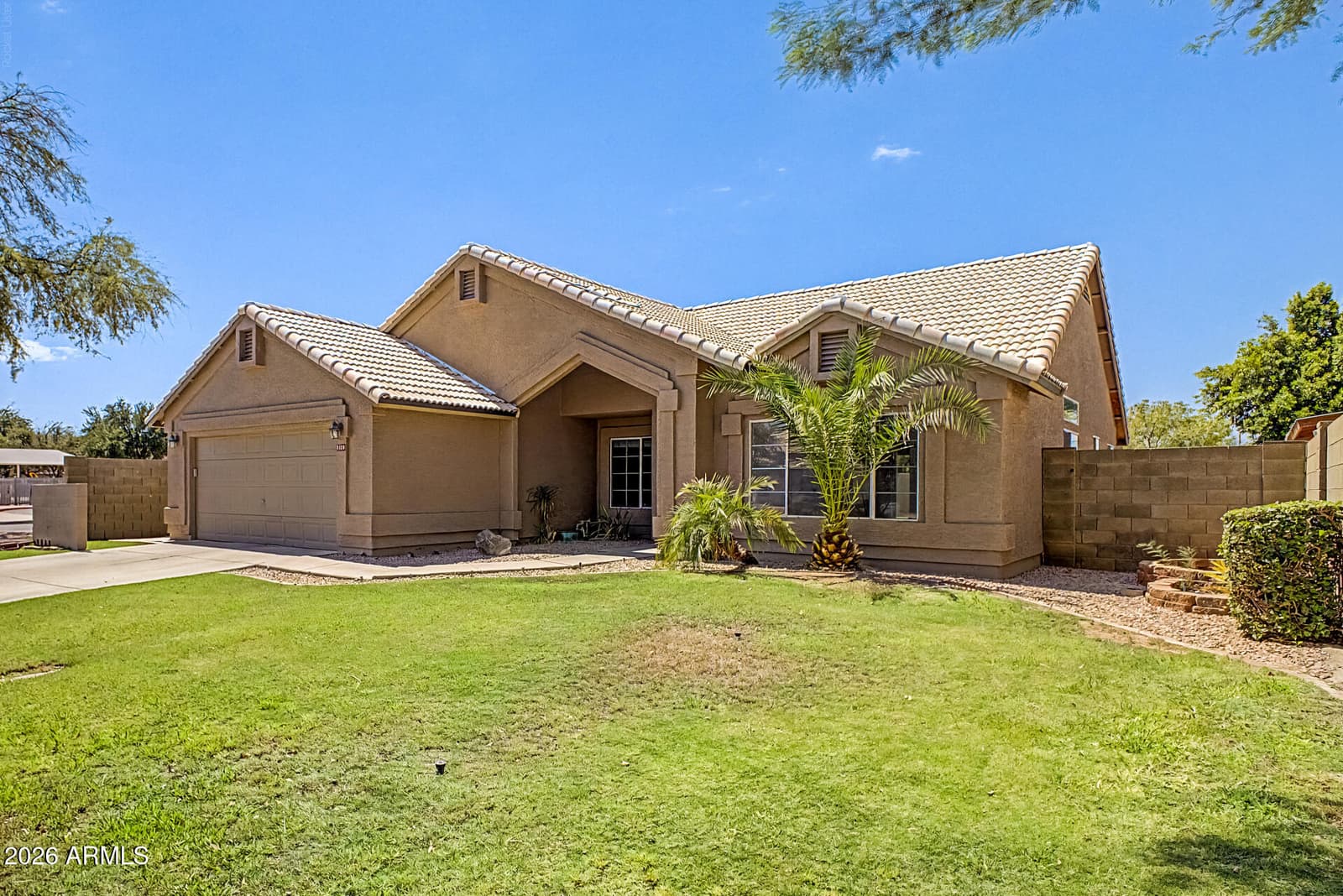 1138 N Pheasant Drive, Gilbert, AZ 85234 — photo 2 of 31