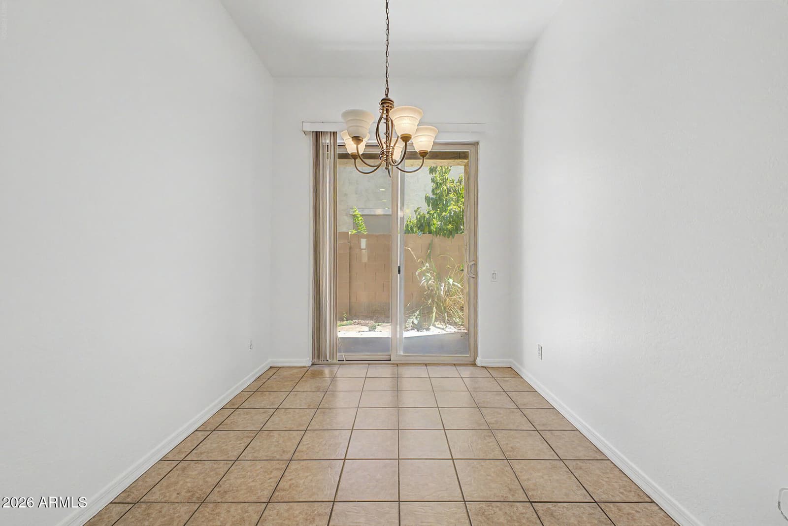 667 E Riviera Drive, Chandler, AZ 85249 — photo 14 of 30