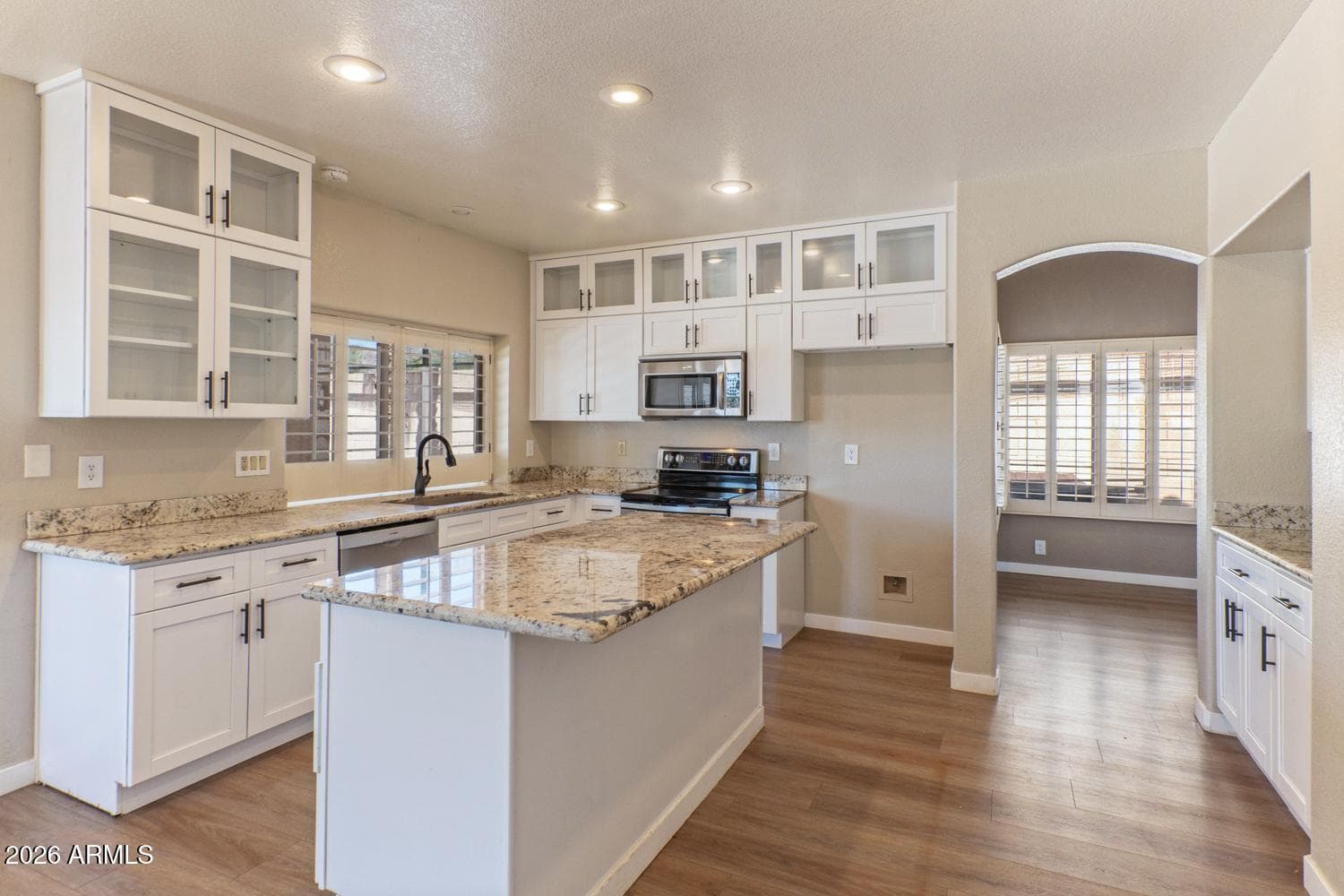 16210 S 14th Drive, Phoenix, AZ 85045 — photo 9 of 43