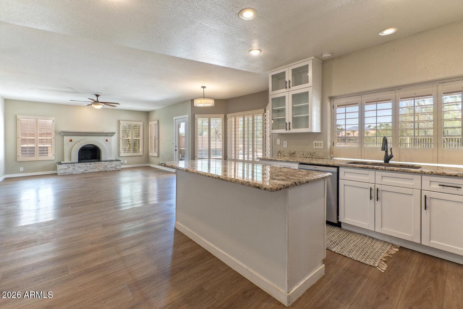 16210 S 14th Drive, Phoenix, AZ 85045 — photo 10 of 43