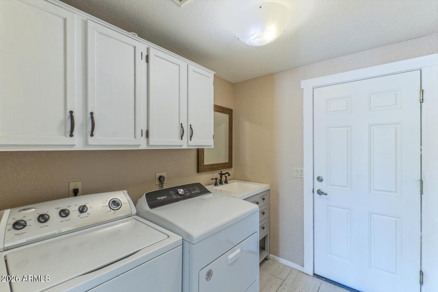 16210 S 14th Drive, Phoenix, AZ 85045 — photo 15 of 43