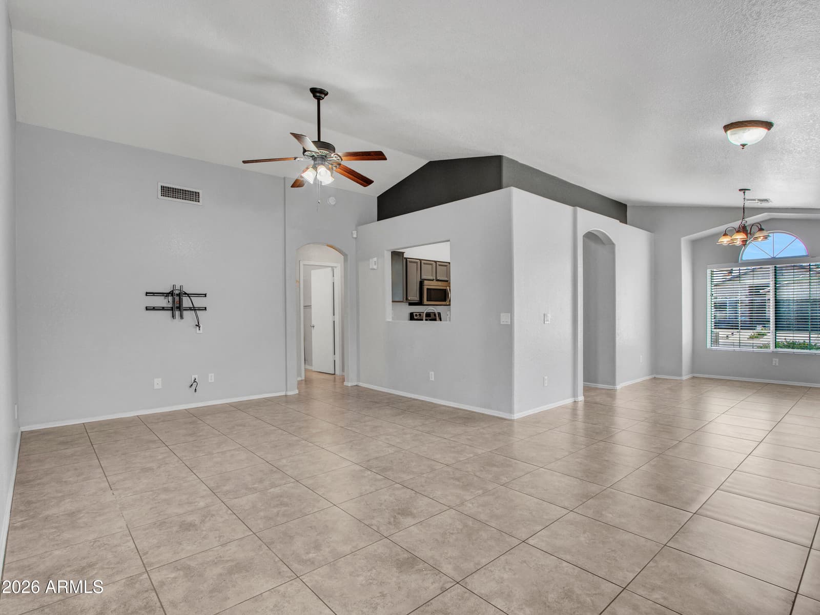 5014 W Ponderosa Lane, Glendale, AZ 85308 — photo 7 of 42