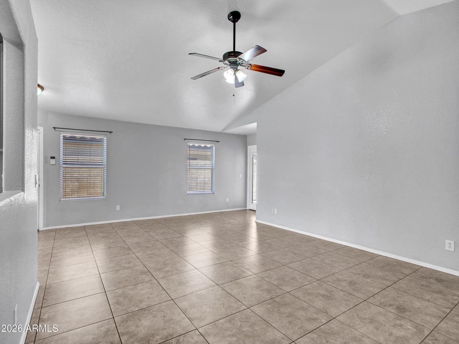 5014 W Ponderosa Lane, Glendale, AZ 85308 — photo 8 of 42