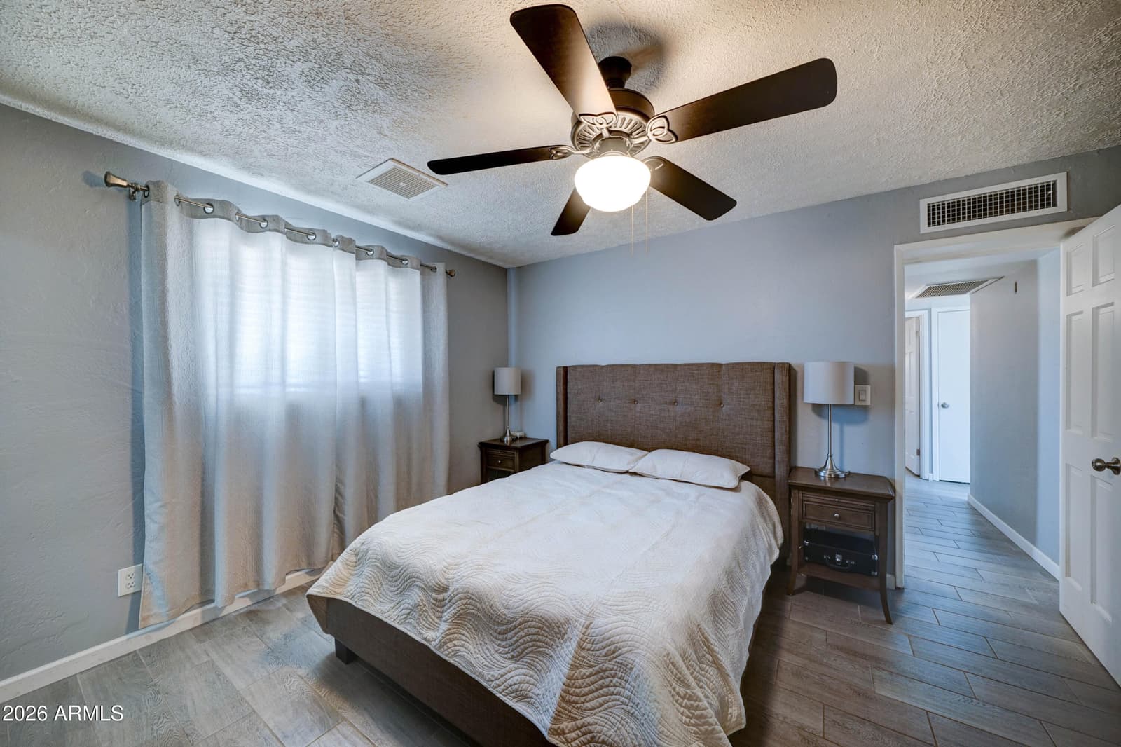 1124 W Cochise Drive, Phoenix, AZ 85021 — photo 15 of 32