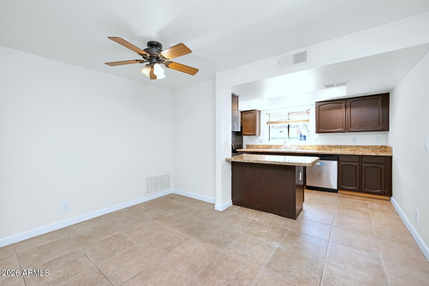 3031 N Civic Center Plaza 145, Scottsdale, AZ 85251 — photo 11 of 36