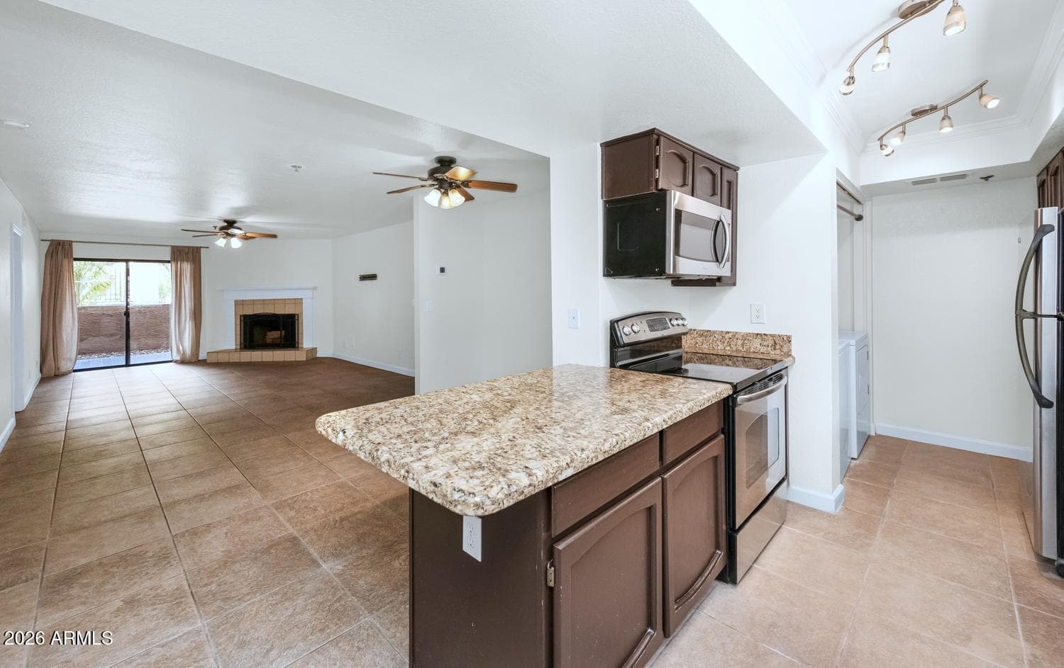3031 N Civic Center Plaza 145, Scottsdale, AZ 85251 — photo 13 of 36