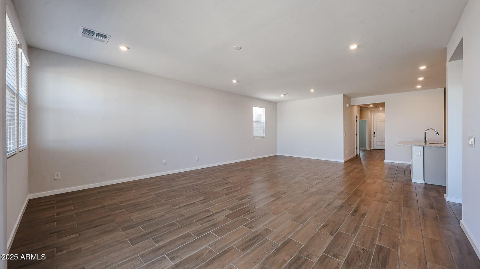 22845 W Monona Lane, Surprise, AZ 85387 — photo 3 of 22