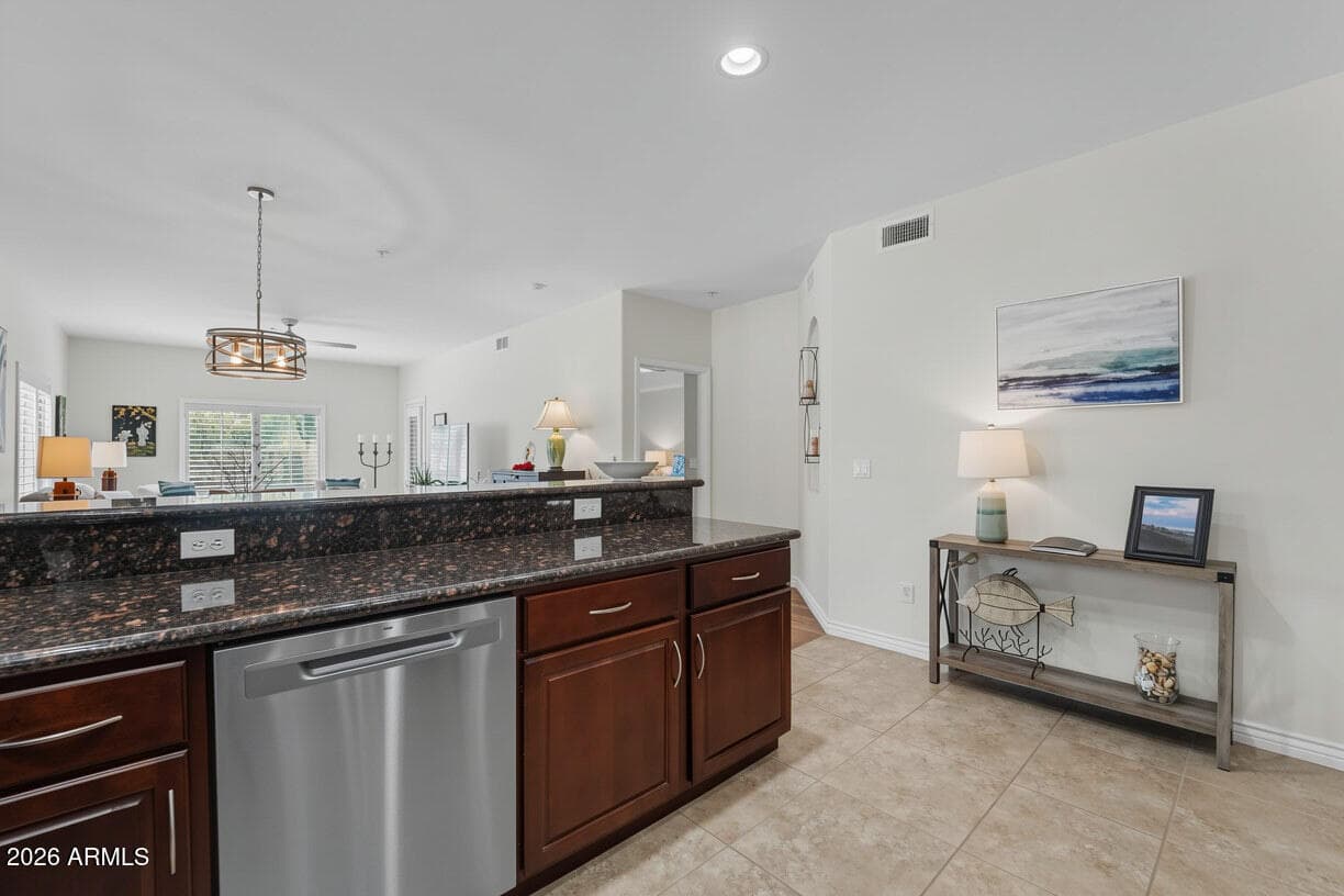 5350 E Deer Valley Drive 1416, Phoenix, AZ 85054 — photo 11 of 38