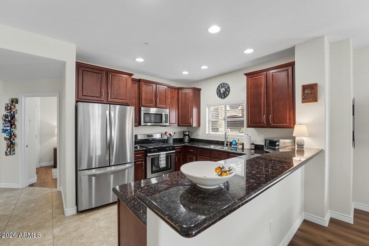 5350 E Deer Valley Drive 1416, Phoenix, AZ 85054 — photo 12 of 38