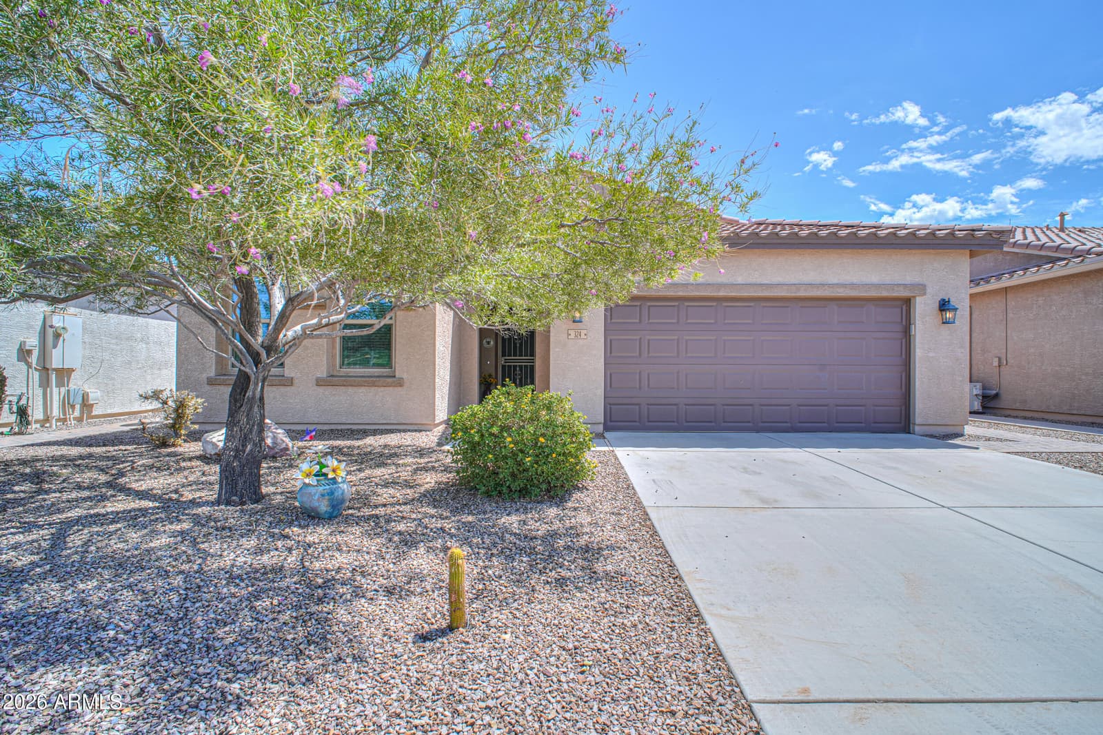 324 N Monterey Court, Casa Grande, AZ 85194 — photo 1 of 56