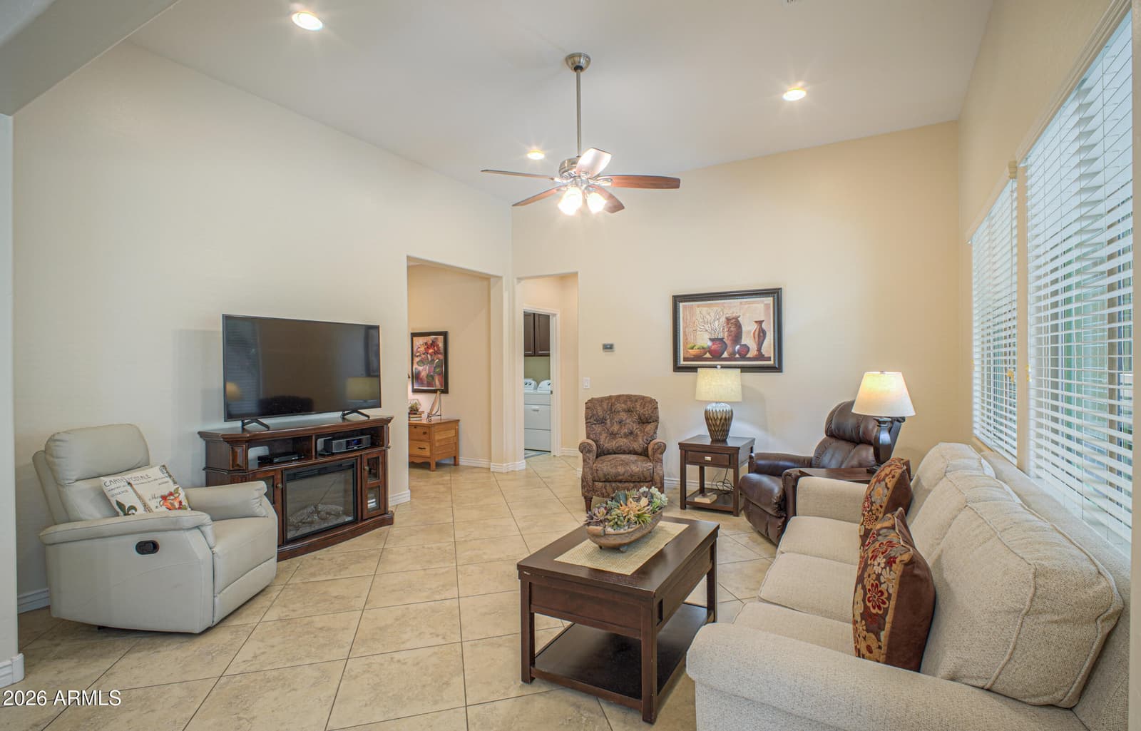 324 N Monterey Court, Casa Grande, AZ 85194 — photo 9 of 56
