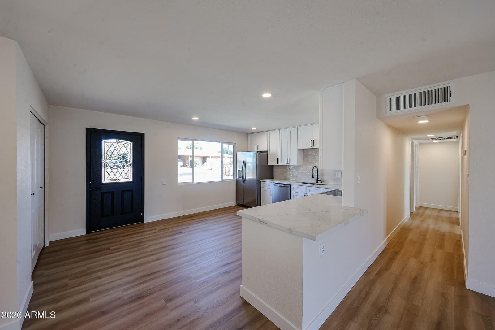 3337 W Ocotillo Road, Phoenix, AZ 85017 — photo 4 of 24