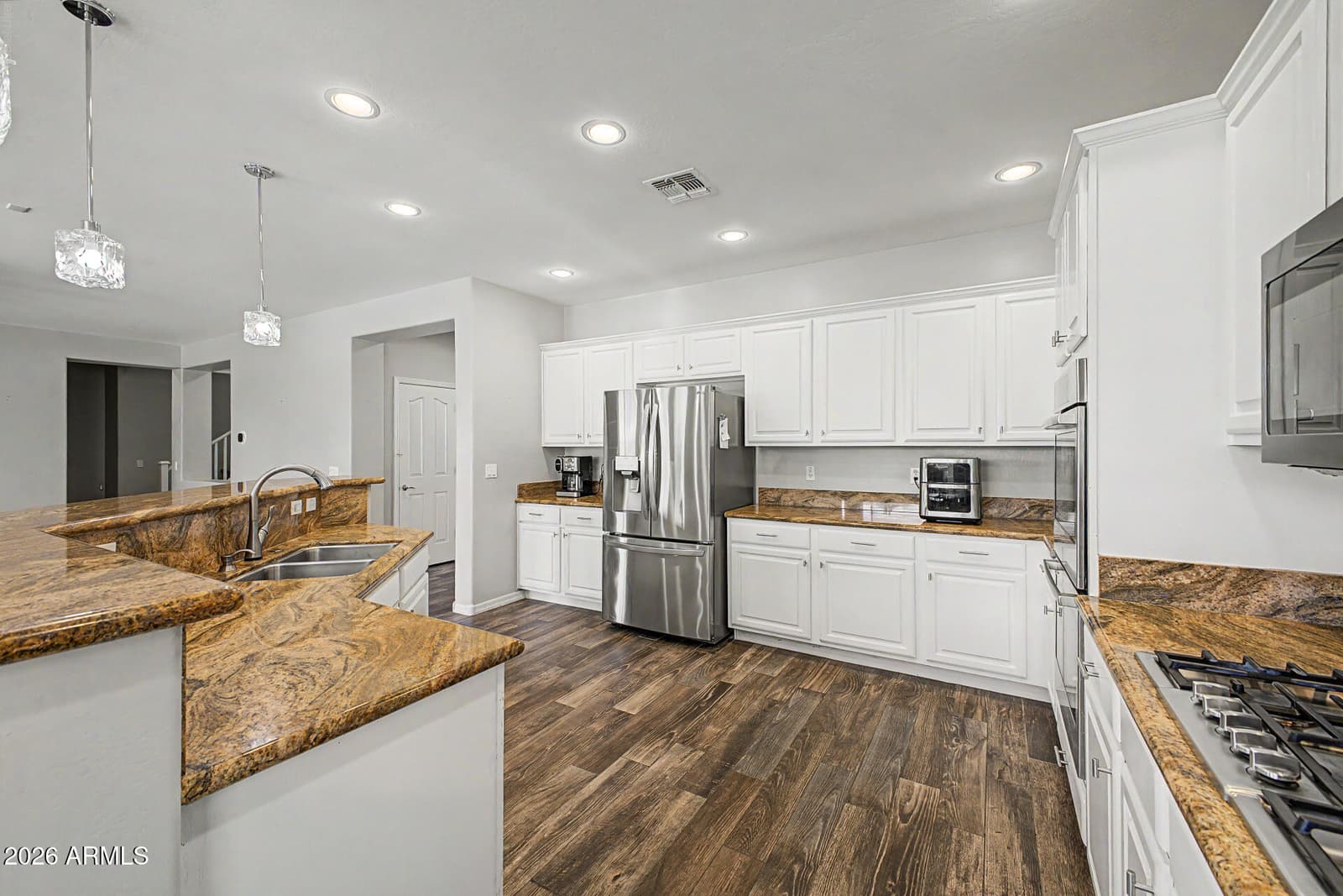 4091 E Ravenswood Drive, Gilbert, AZ 85298 — photo 13 of 67