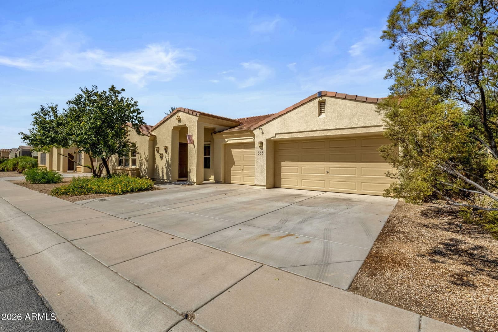 338 N Wesley, Mesa, AZ 85207 — photo 2 of 32