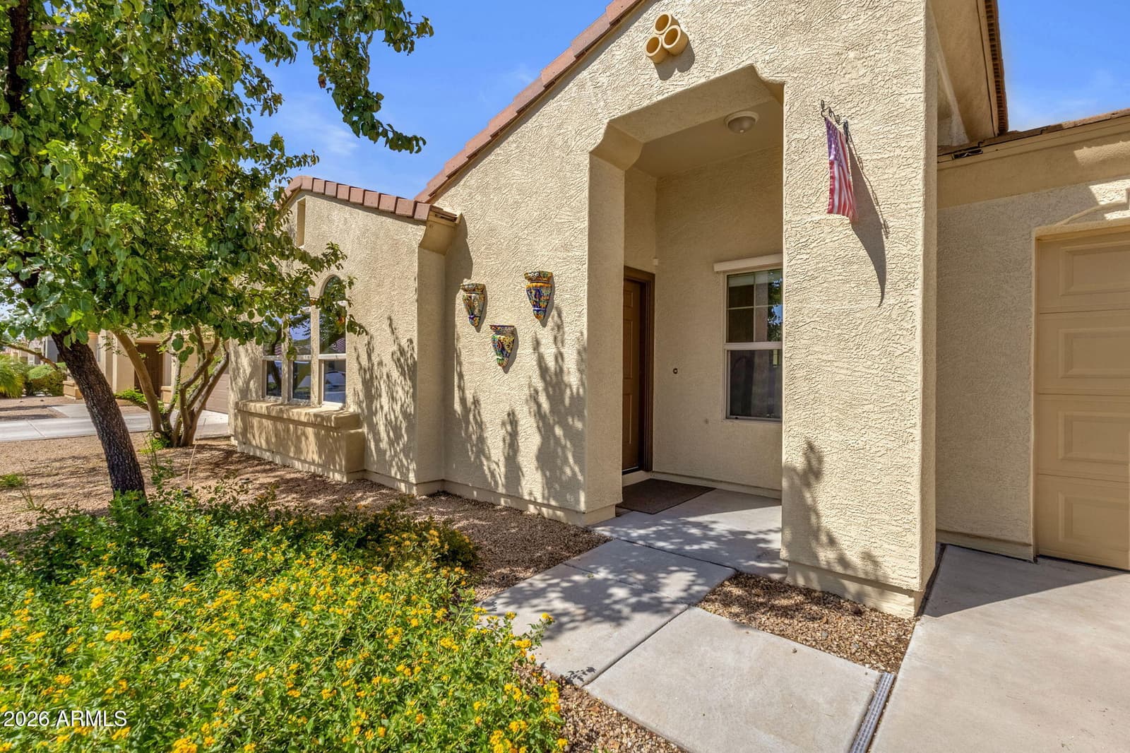 338 N Wesley, Mesa, AZ 85207 — photo 3 of 32