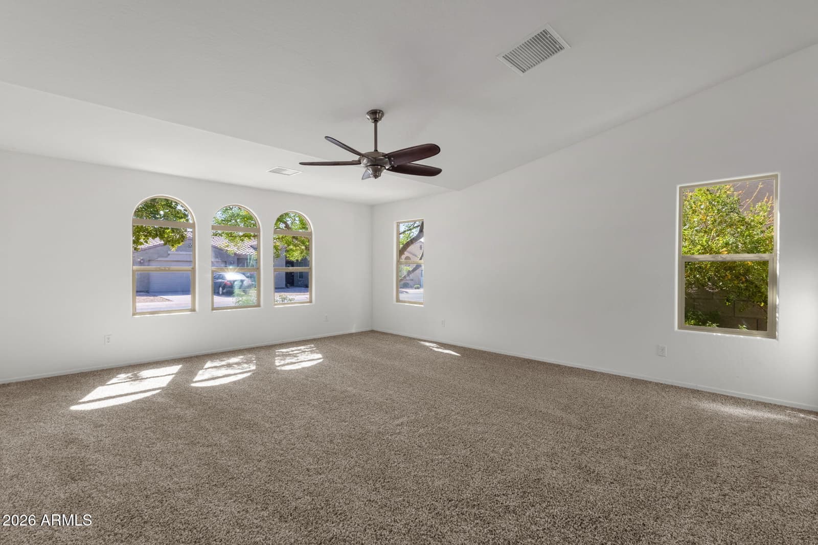 338 N Wesley, Mesa, AZ 85207 — photo 7 of 32