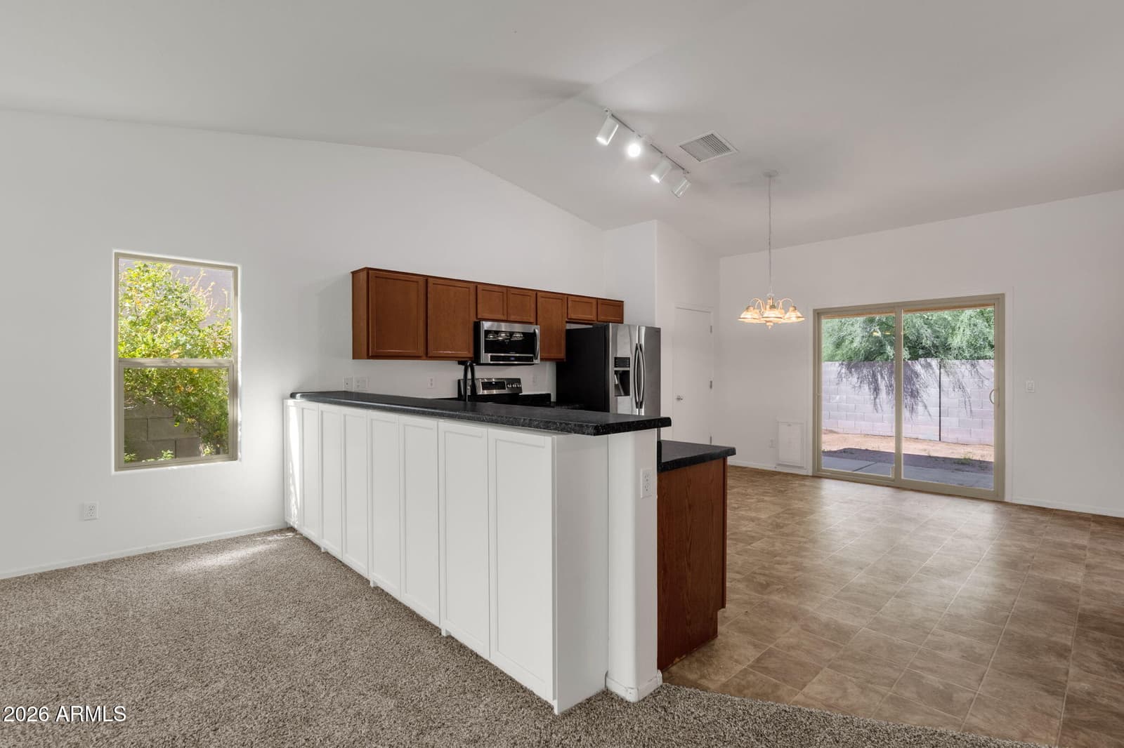 338 N Wesley, Mesa, AZ 85207 — photo 10 of 32
