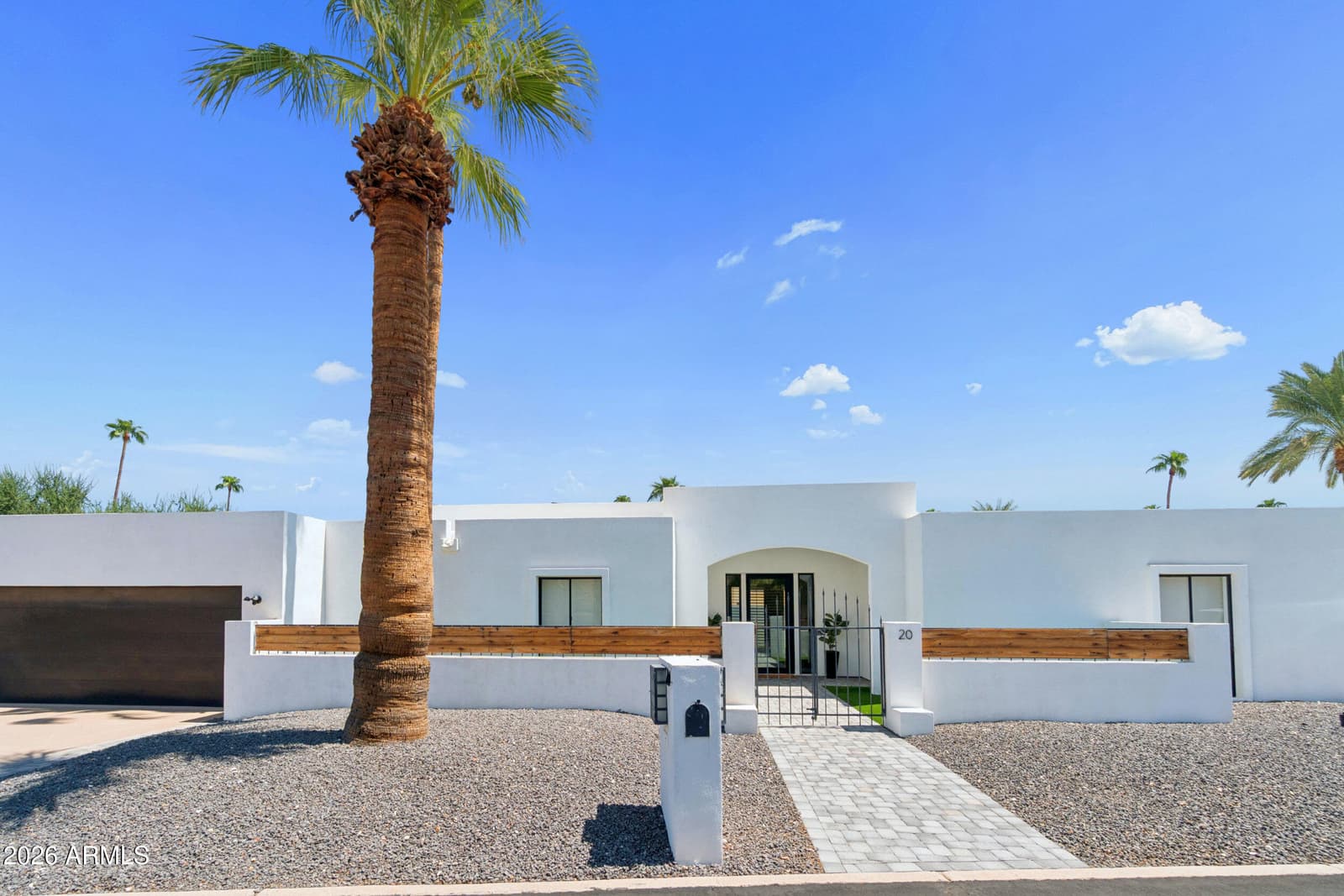 6333 N Scottsdale Road 20, Scottsdale, AZ 85250 — photo 1 of 26