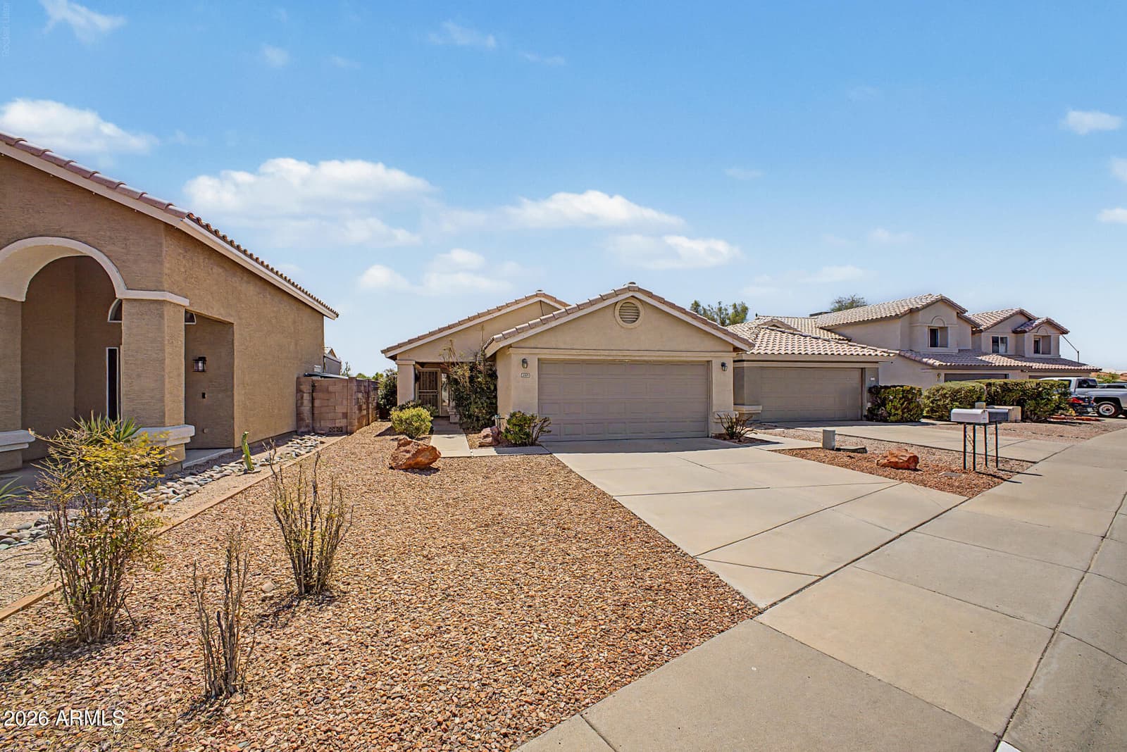 5017 W Wikieup Lane, Glendale, AZ 85308 — photo 3 of 34