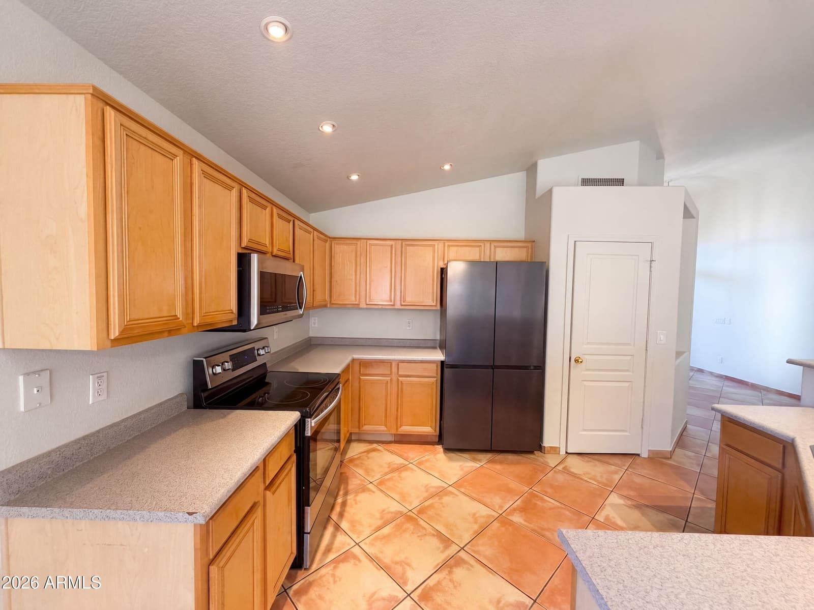 5166 W Bryce Lane, Glendale, AZ 85301 — photo 12 of 25