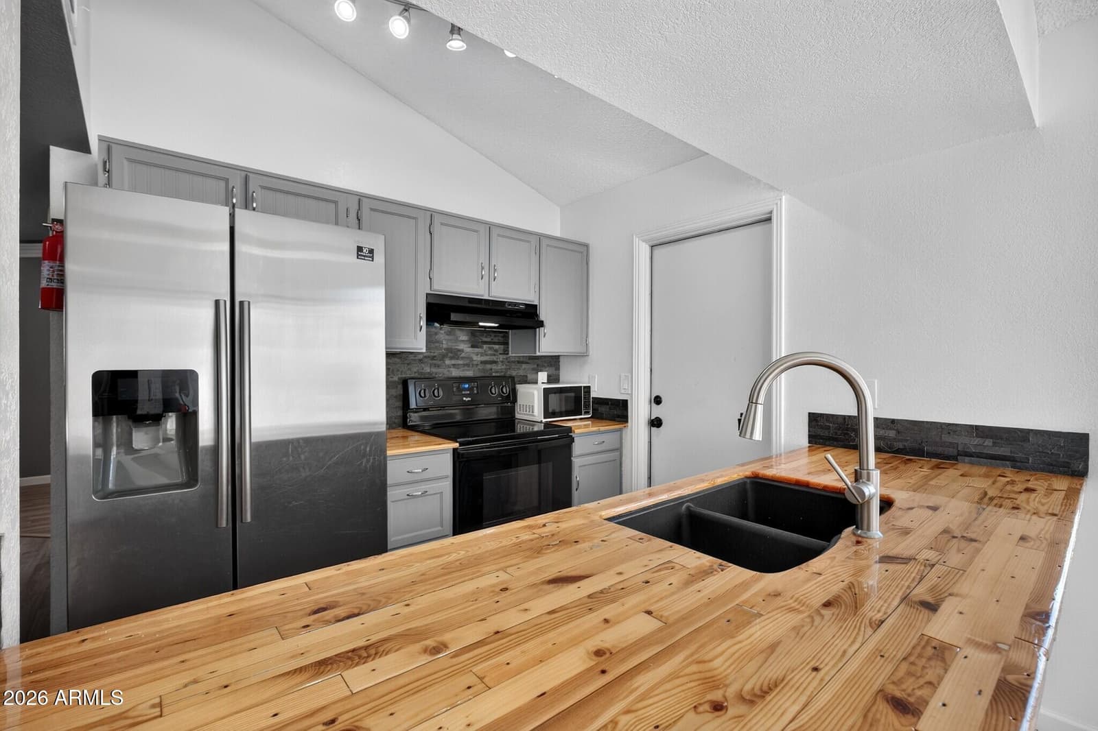 1111 N 64th Street 10, Mesa, AZ 85205 — photo 14 of 56